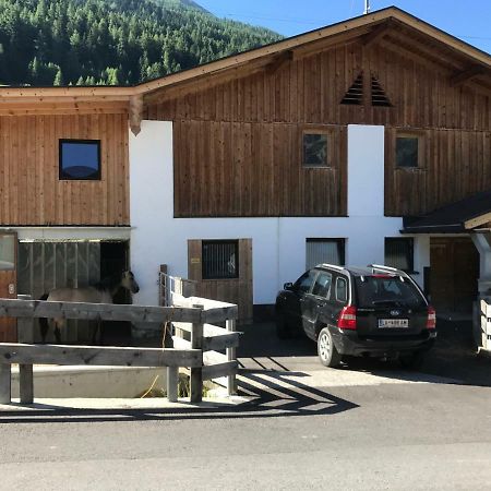 Pferdehof Bachegg Villa Tobadill ภายนอก รูปภาพ
